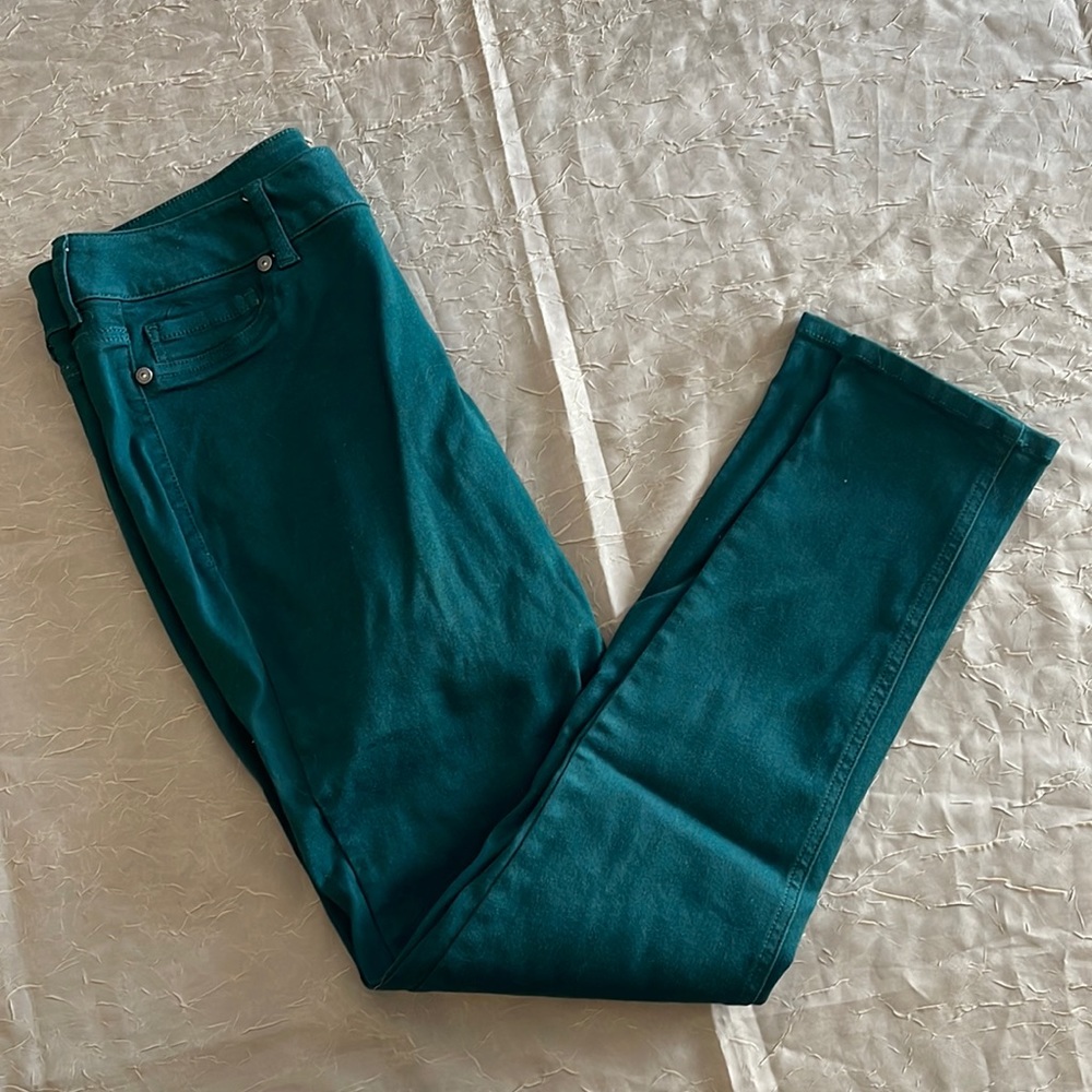 Maurices Green Skinny Jeggings Size Medium